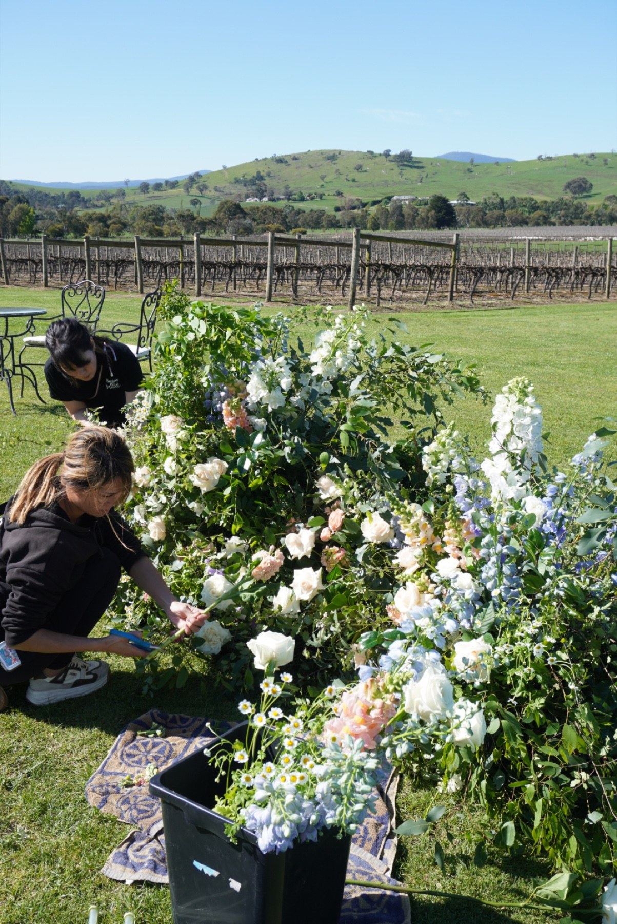 Acacia Ridge wedding flowers by Sugar Bee Flowers — Yarra Valley florist (3 of 9)