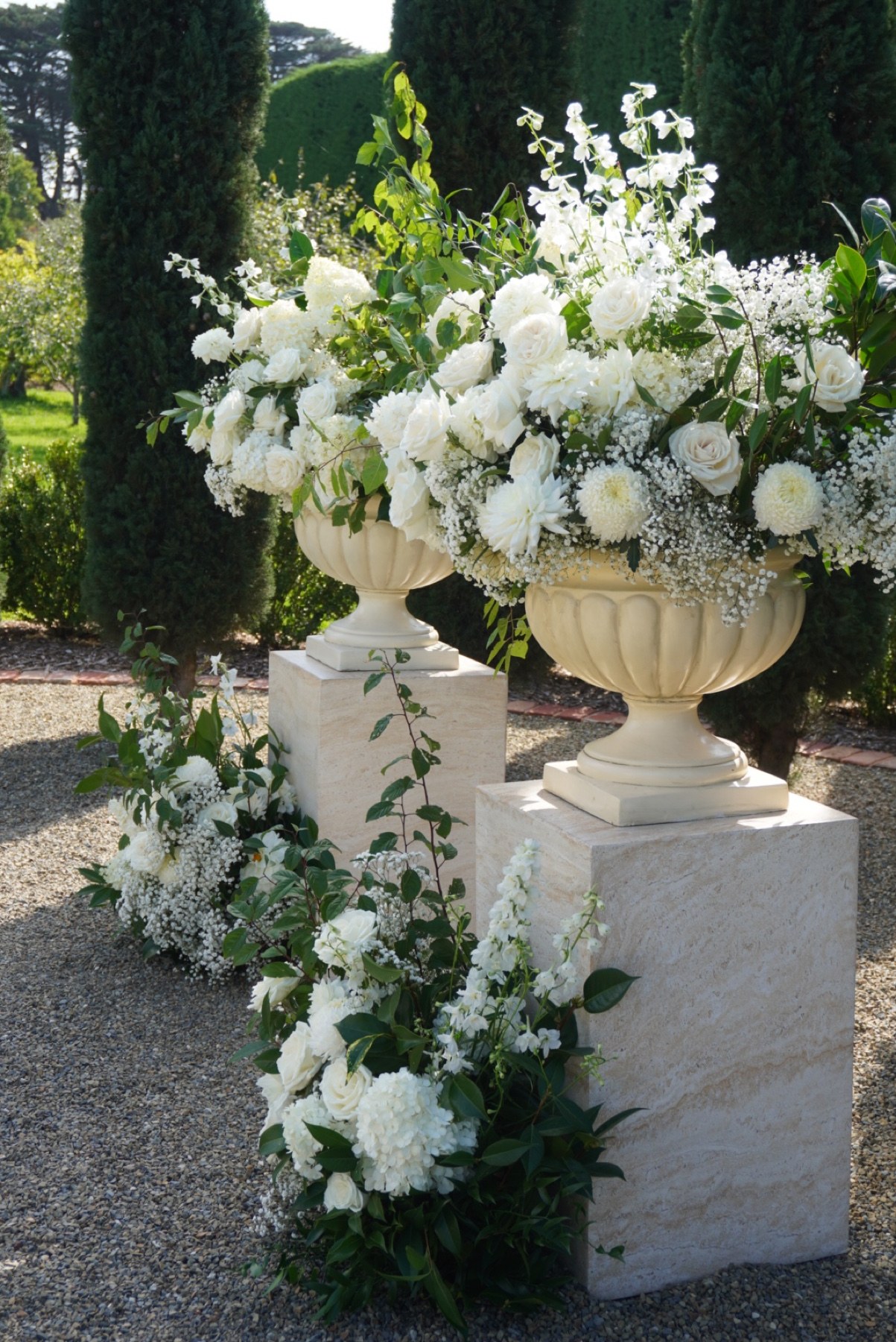 Coombe Yarra Valley wedding flowers by Sugar Bee Flowers — Yarra Valley florist (4 of 9)