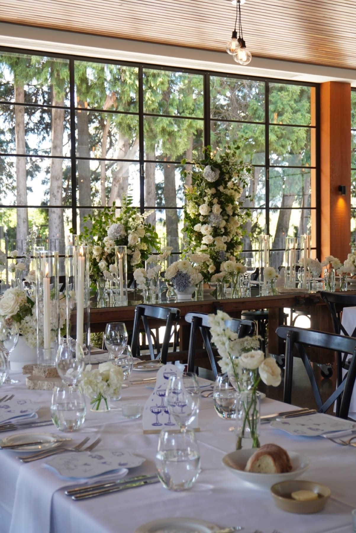 Coombe Yarra Valley wedding flowers by Sugar Bee Flowers — Yarra Valley florist (7 of 9)