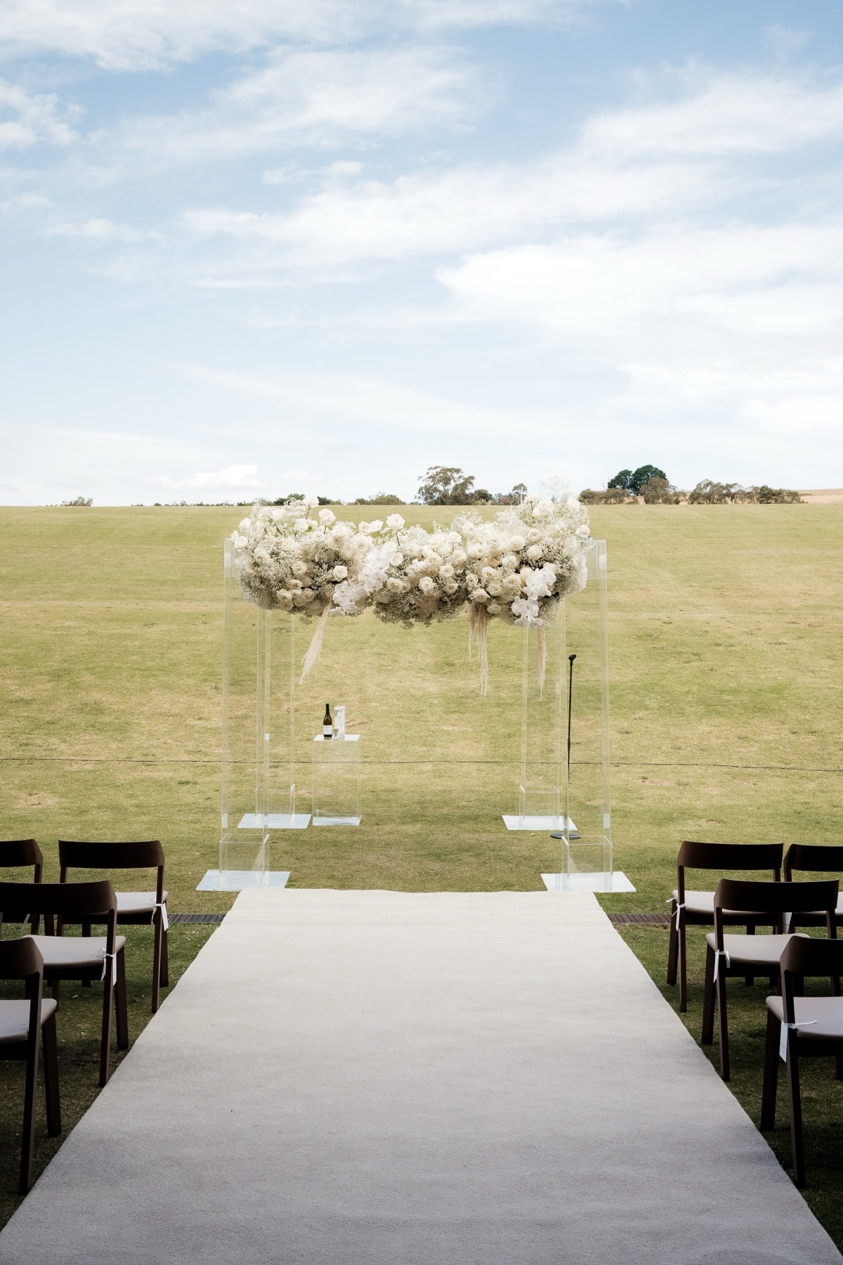 Hubert Estate wedding flowers by Sugar Bee Flowers — Yarra Valley florist (2 of 10)
