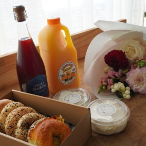 Mother's Day package with sparkling wine and large bouquet